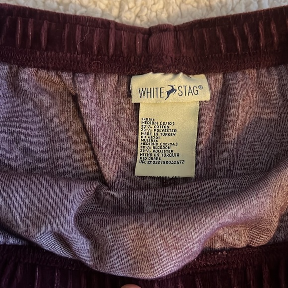 Women’s white Stag velvet skirt - Picture 3 of 4